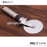 Pizza Cutter Wheel with Protective Blade Guard, Stainless Steel